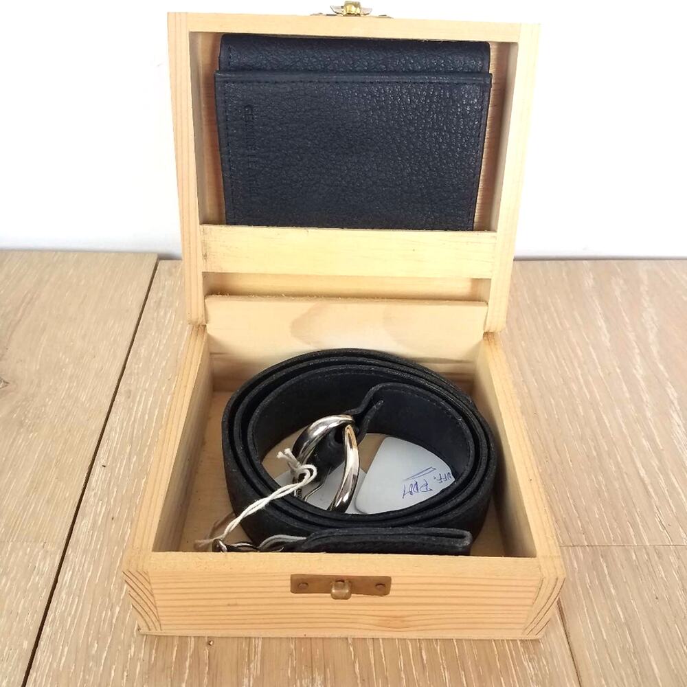 Brumby |  Leather Wallet Belt & Key Chain Gift Set